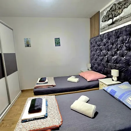 Rustica With Exclusive Use Of The Pool-ground Floor アパート *