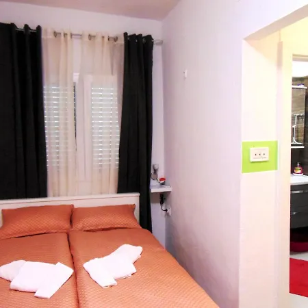 Apartment Rustica Zadar With Exclusive Use Of The Pool-Ground Floor Apartment Zadar