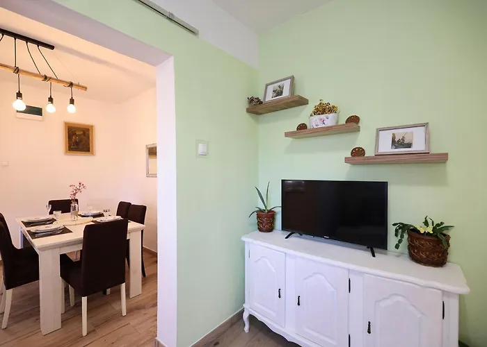 Appartement Rustica With Exclusive Use Of The Pool-ground Floor *