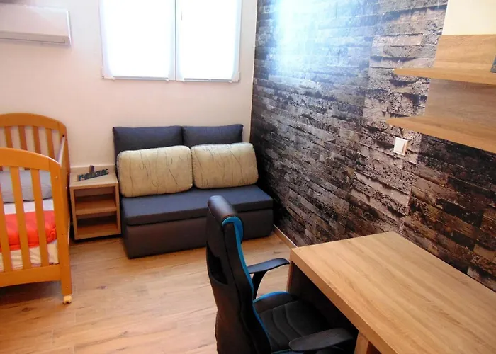 Rustica With Exclusive Use Of The Pool-ground Floor Διαμέρισμα Ζαντάρ